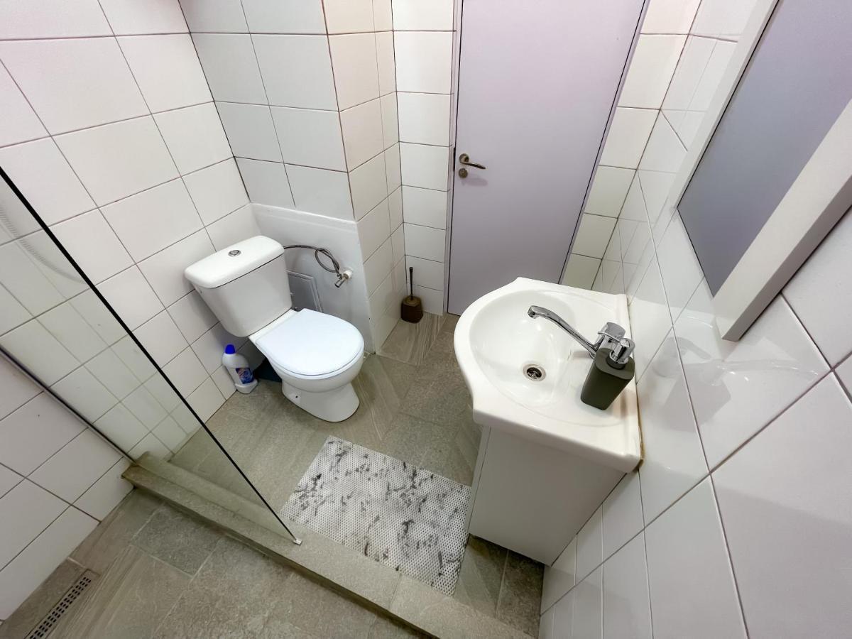 Km 0 And The Best View 2Bdr Apartment In Bucarest Esterno foto
