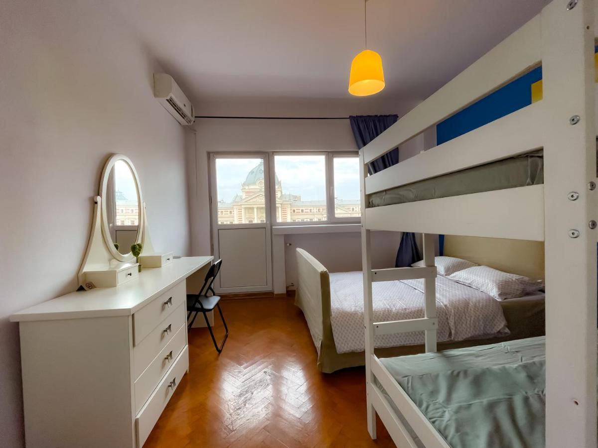 Km 0 And The Best View 2Bdr Apartment In Bucarest Esterno foto
